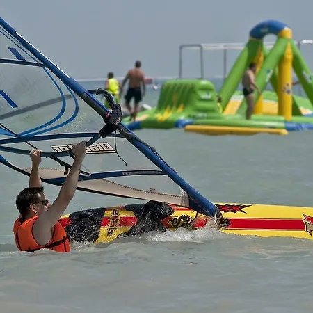 Hotel Holiday Csopak Ξενοδοχείο Csopak