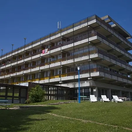 Hotel Holiday Csopak 3* Чопак