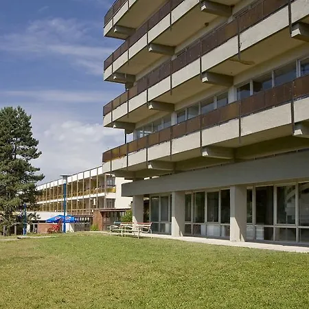 Ξενοδοχείο Hotel Holiday Csopak Csopak