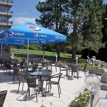 Ξενοδοχείο Hotel Holiday Csopak Csopak