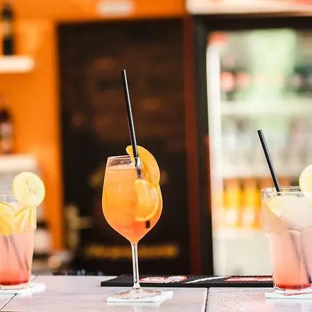 Hotel Holiday Csopak Hotell Csopak