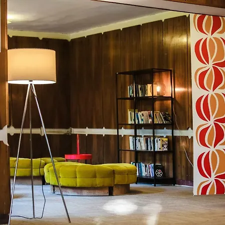 Hotel Holiday Csopak فندق