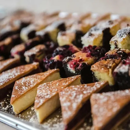 Hotell Hotel Holiday Csopak 3*