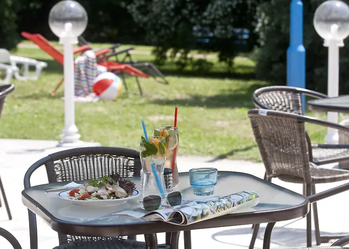 Hotel Holiday Csopak