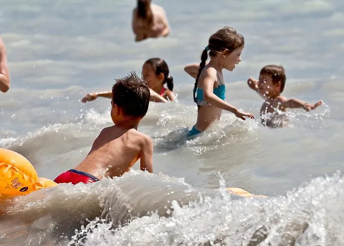 Hotel Holiday Csopak Hotel