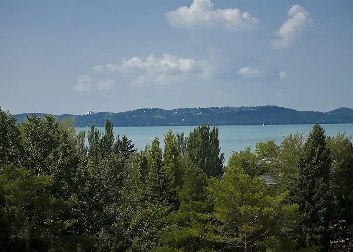 Hotel Holiday Csopak Hotel Csopak