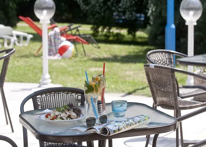 Hotel Holiday Csopak Hotel